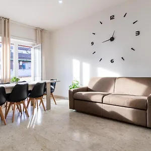 Apartment Aureum Loft, Rome