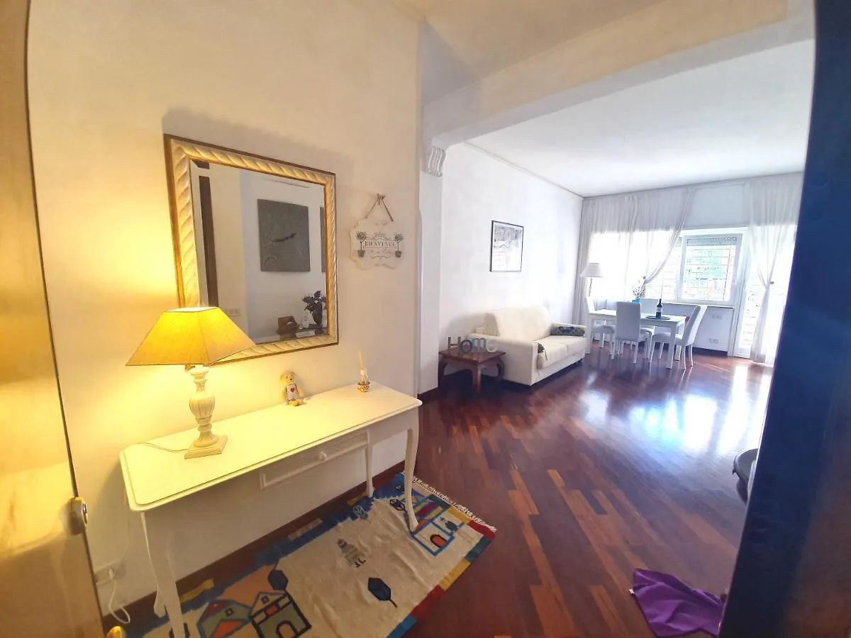 Appartamento Luminoso Villa Pamphili Rome 0*,  Italy